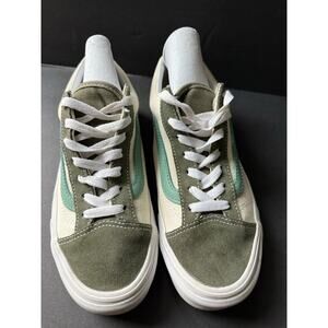 Vans Retro Style 36 Skate Shoe Womens Green White Low Top Side Stripe Casual 7.5